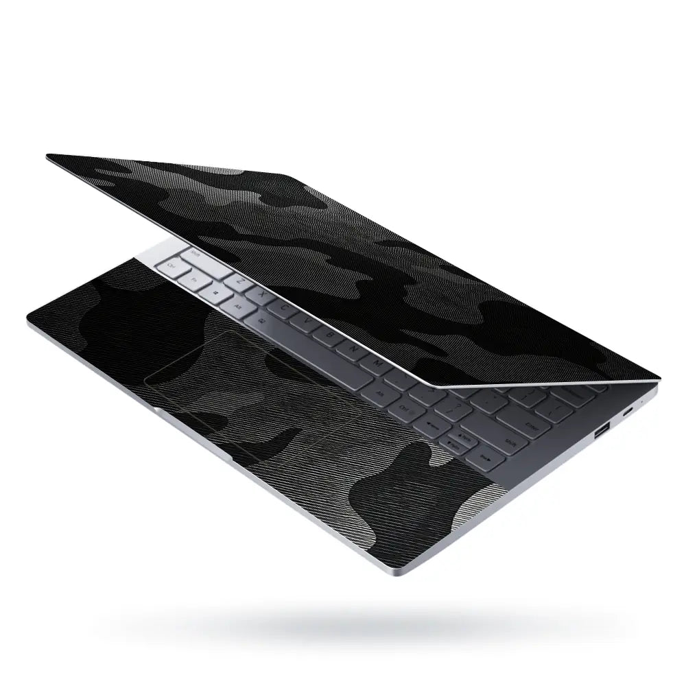 Camouflage Black Carbon Laptop Skin - View 3